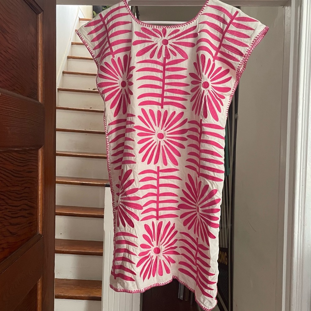 J. Marie peasant Mexican embroidered shift dress